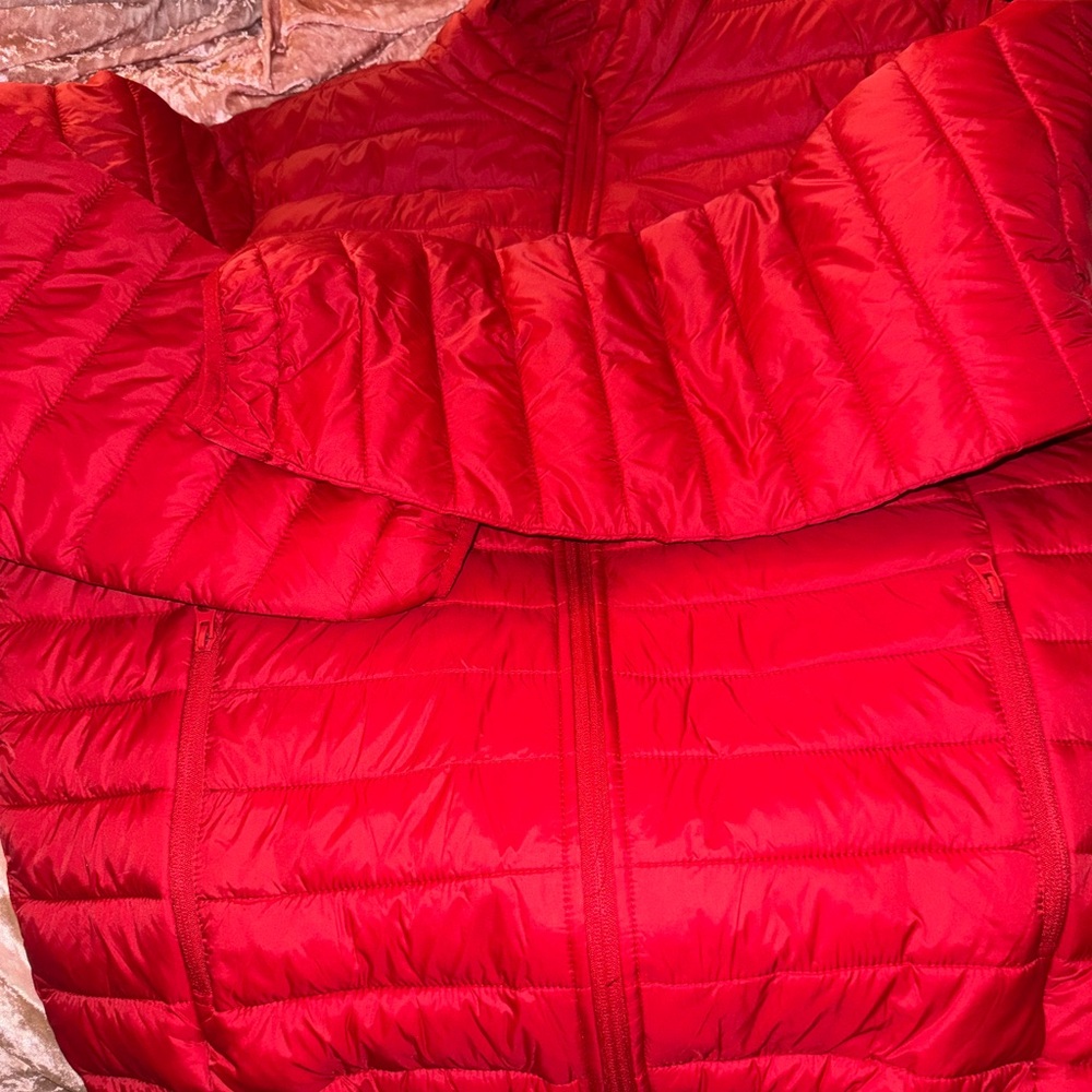 Fashion nova red puff jacket men’s